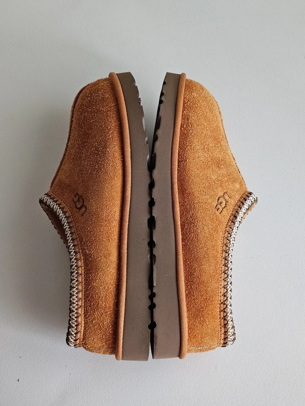 UGG Tasman Shaggy Suede Slippers Dark Apricot Men’s Size 12 Like New Box